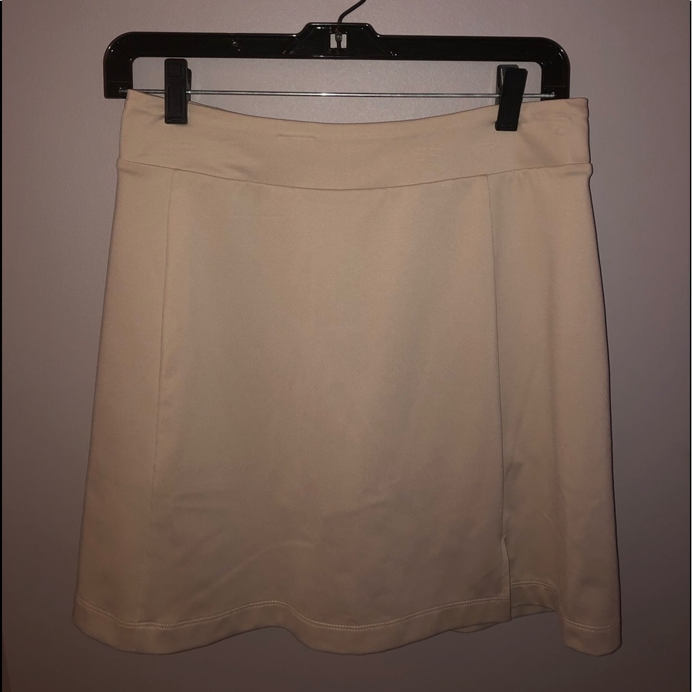 Golf skirt- khaki/ tan color (brand: lady Hagen)